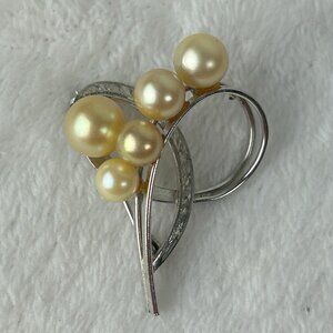 Vintage Mid Century Swirl Sterling Silver Saltwater Akoya Pearl Brooch Pin Japan